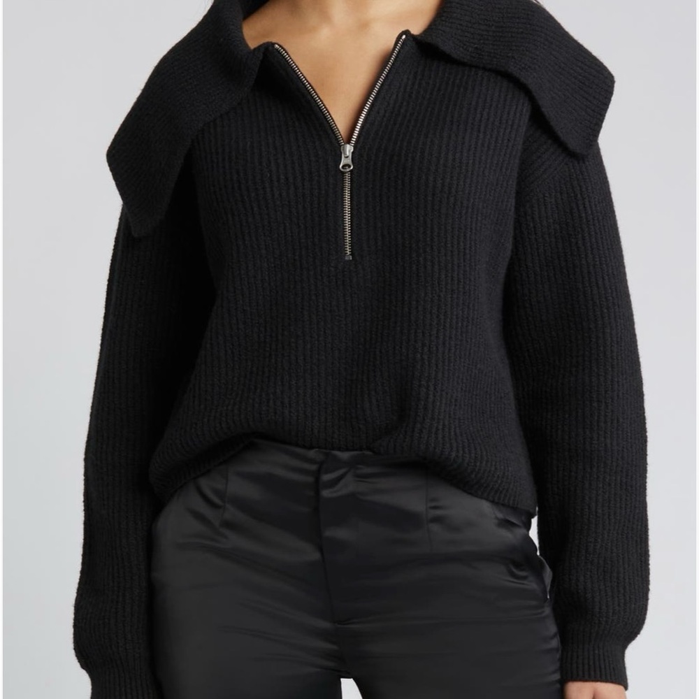 Black Zippered Women's Sweater